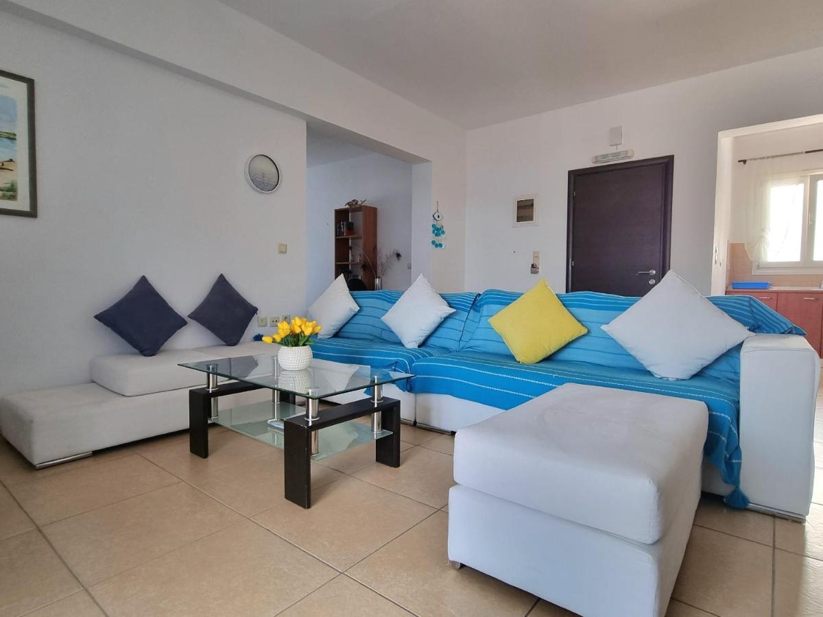 Zafeiris Apartments Livádia Kültér fotó